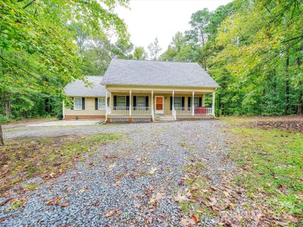 139 Highland Woods Drive sold home in Highland Woods, Wadesboro, NC
