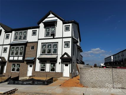 2020 Alexander Village Main Drive