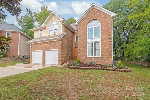 12600 Wetherburn Lane sold home in The Settlements at Withrow Downs, Charlotte, NC