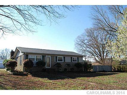 3051 Nw Montford Avenue sold home in Springdale, Concord, NC