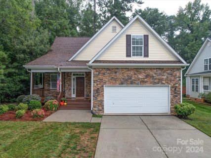 1379 The Crossing Road sold home in The Crossing, Rock Hill, SC