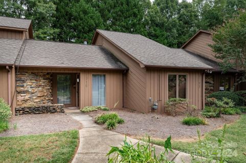 1716 12th Street sold home in Huntington Woods Townhouses, Hickory, NC