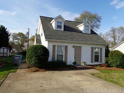 2109 Palm Lane