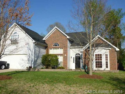1512 Merrie Meadow Court sold home in Gracewood, Rock Hill, SC