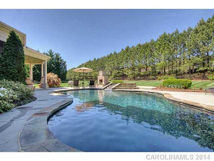 Previously sold for $939,500