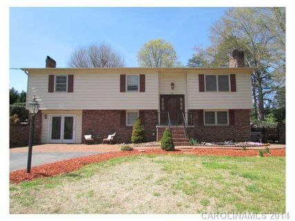 5051 Ne 36th St Drive