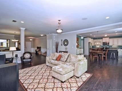 2609 Labelle Drive 14