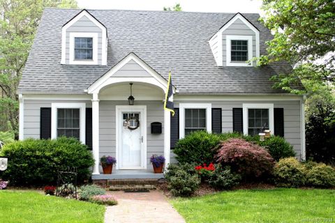 211 Mingus Street sold home in Downtown, Belmont, NC