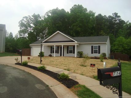 718 Lazy Oak Court