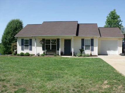 103 E Panther Creek Road 4
