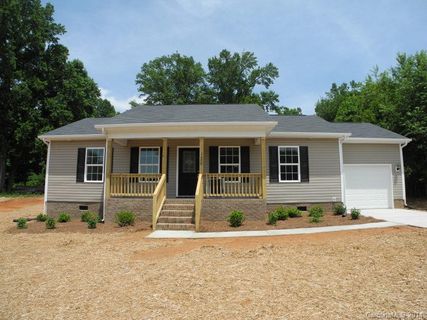 120 Periwinkle Street