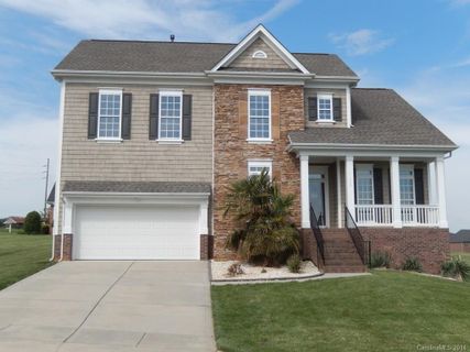 135 Tenth Green Court sold home in Fox Den Country Club, Statesville, NC