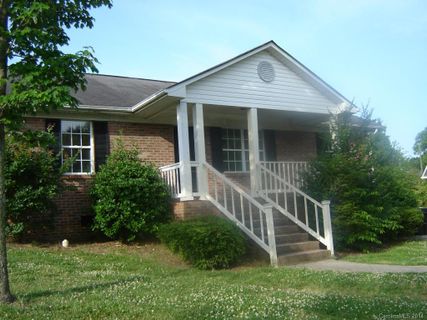 1000 Fairmont Street sold home in East End, Monroe, NC