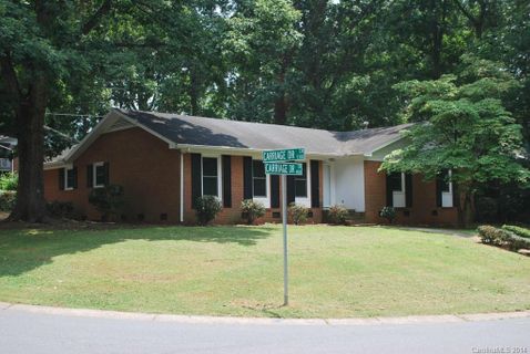 4501 Carriage Drive Circle