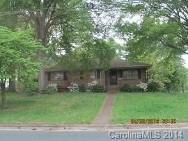 923 Lynhaven Drive
