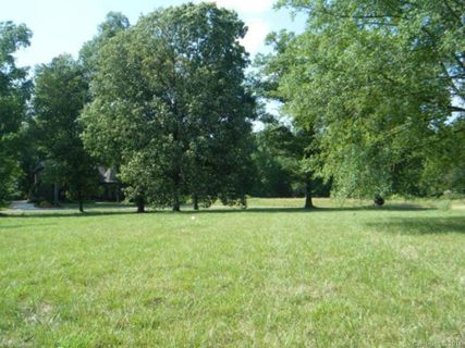 8228 Rolling Fields Road sold home in Plantation Falls Estates, Charlotte, NC