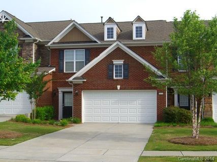 11338 Cedar Walk Lane sold home in The Enclave at Ardrey Kell, Charlotte, NC