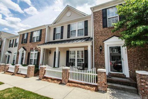 816 Dillard Road 112 sold home in Manchester, Rock Hill, SC