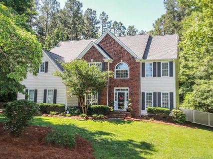 6920 Hollow Oak Drive