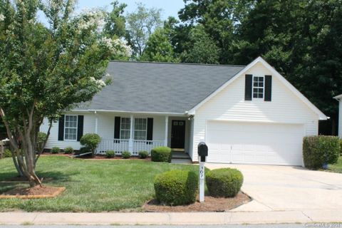 107 Canopy Court