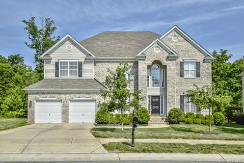 Previously sold for $295,900