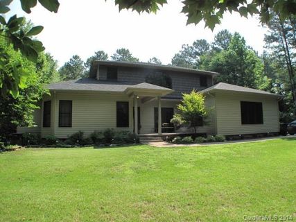 1467 Forest Ridge Drive