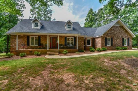 210 Windsor Greene Drive sold home in Windsor Greene, Monroe, NC