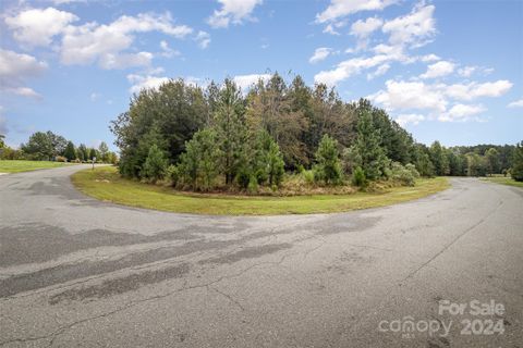 1863 White Fawn Lane