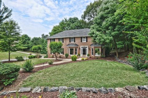 918 Cithara Drive sold home in Greygate, Matthews, NC