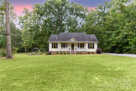 105 Fall Street sold home in Cardinal Estates, Richfield, NC