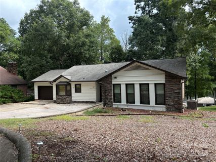 671 Wood Hollow Road 83 sold home in River Ridge Run, Taylorsville, NC