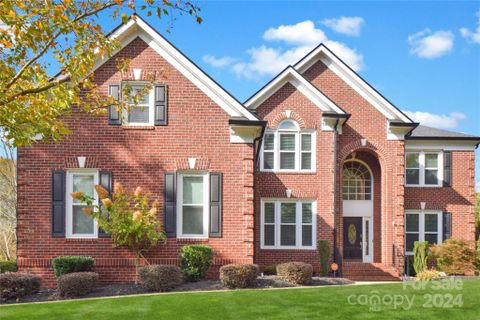 5722 Legacy Circle sold home in Country Club Estates, Charlotte, NC