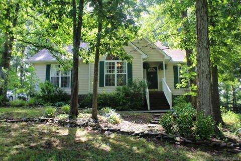 1908 Overhill Drive
