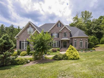 Previously sold for $560,000
