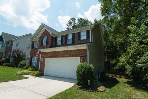 2208 Candlelight Woods Drive