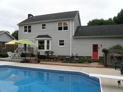 204 Gallarie Place