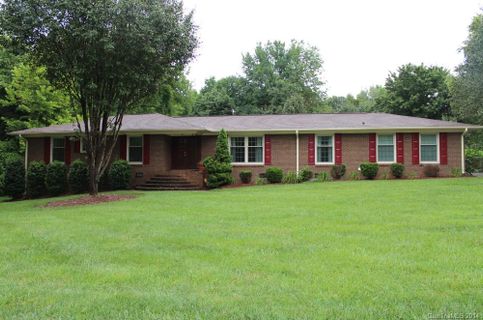 3333 Oak Tree Trail