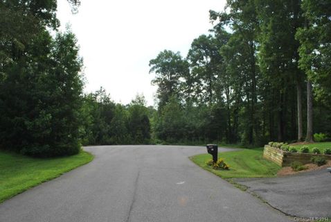 820 Sanside Drive 23 sold home in Stornoway, York, SC