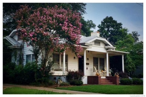 16 Cedar Street sold home in downtown, Belmont, NC
