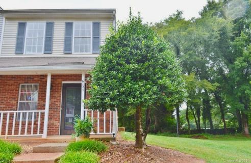 6125 Windsor Gate Lane sold home in Windsor Grove Homes, Charlotte, NC