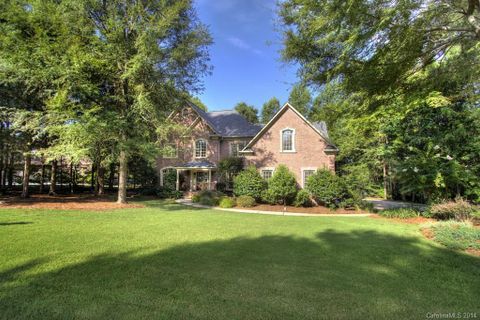 1012 Berwick Court
