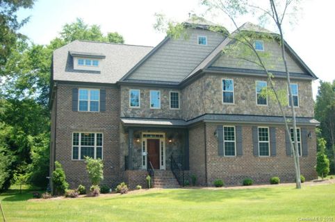2542 Springs Drive