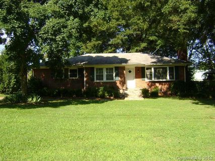 2010 Rosemont Street