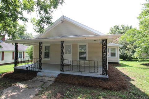 932 Old Charlotte Road