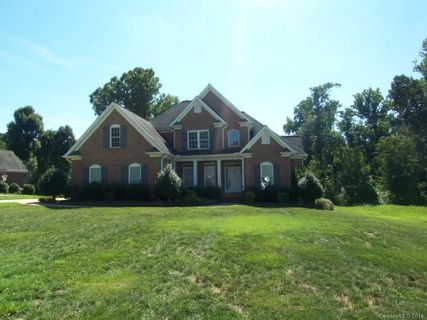 109 Kendallwood Drive