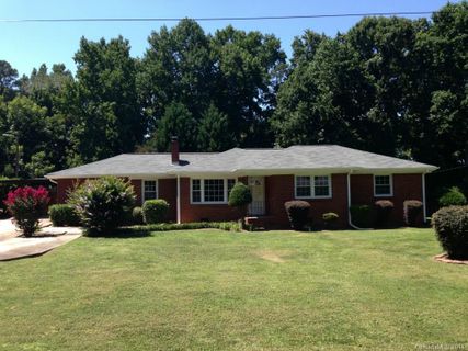6109 King George Drive