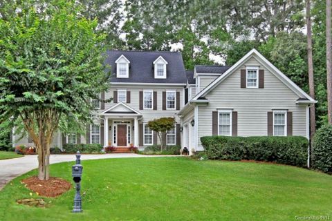 7951 Glen Abbey Circle sold home in Cowans Ford Park, Stanley, NC