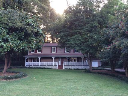 105 Pineridge Drive