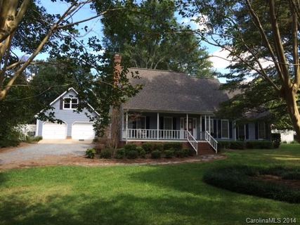 1501 Burtonwood Circle