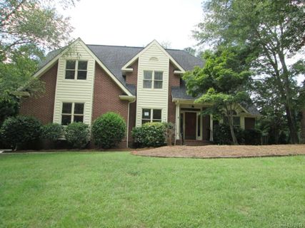 2631 Whitehall Court